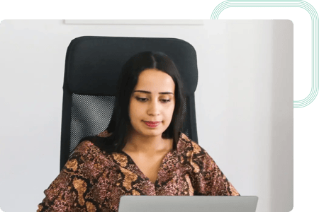 Fullstack Developer pracujący nad narzędziem testowym klienta wykorzystującym Java Swing