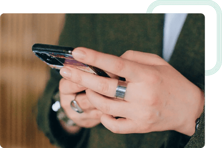 Ekspert act digital testuje prototyp wirtualnego asystenta telefonicznego